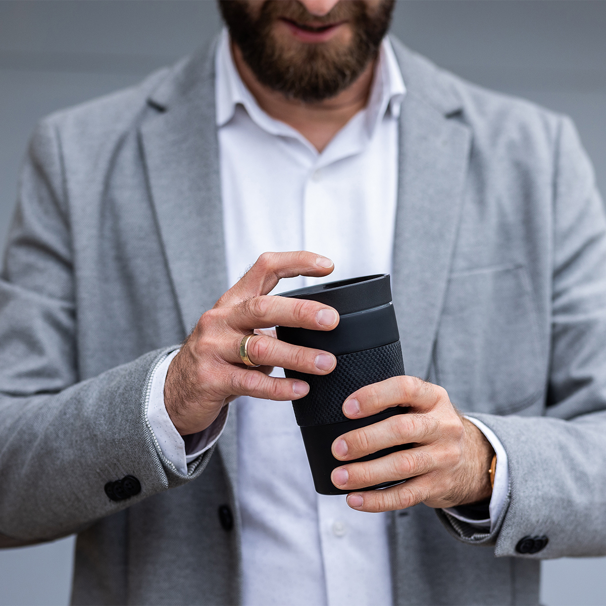 R08480.02.O - Kubek termiczny Husavik 320 ml, czarny 